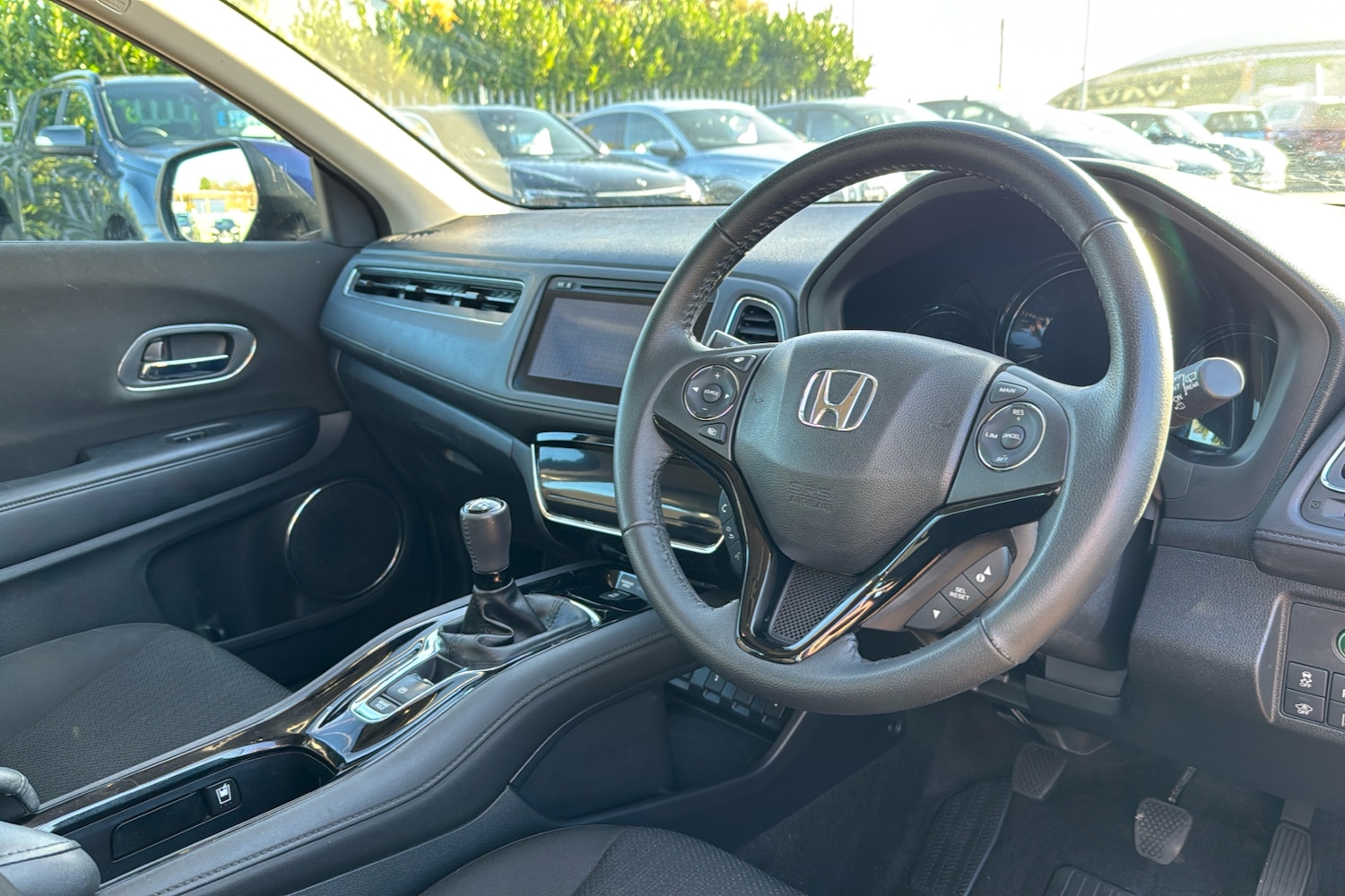 Used Honda HR-V 2015 for sale - 76362398: Photo 10