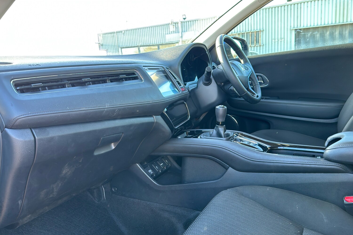 Used Honda HR-V 2015 for sale - 76362398: Photo 11