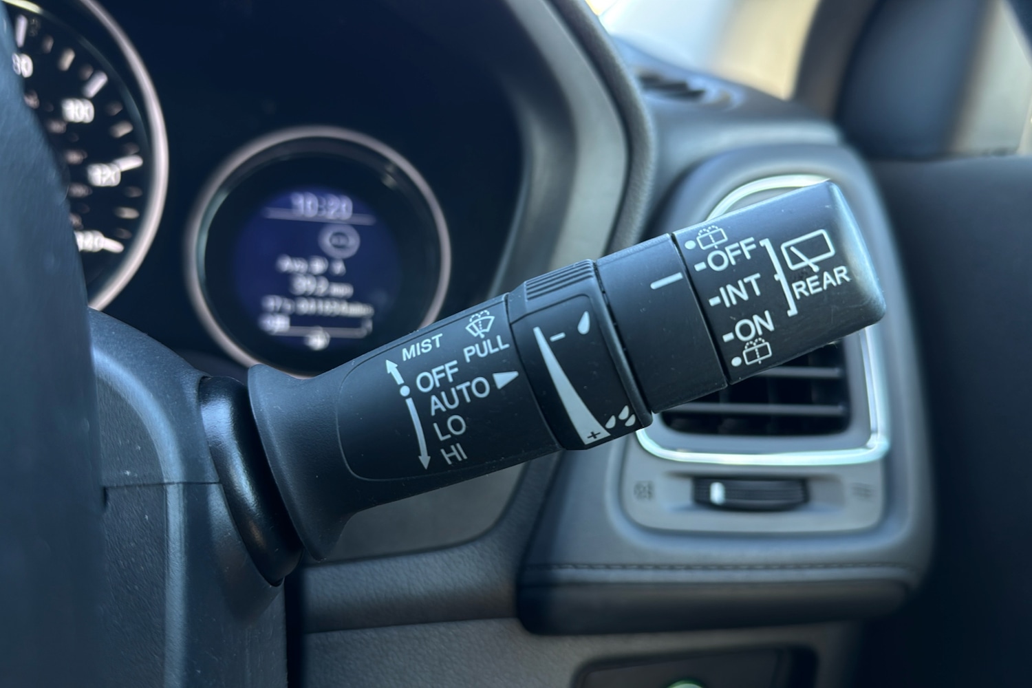 Used Honda HR-V 2015 for sale - 76362398: Photo 24