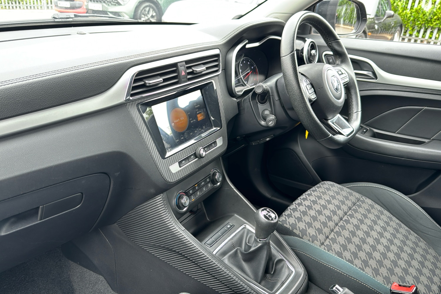 MG ZS 1.5 Vti Tech Excite Suv 5dr Petrol Manual Euro 6 s/s 106 Ps Petrol - Picture 11 of 24