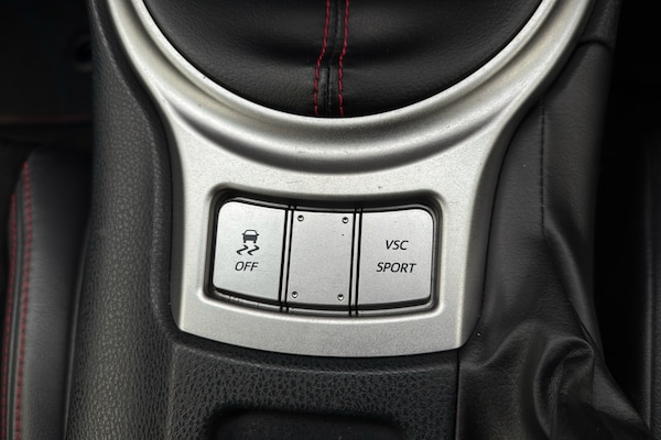 Used Subaru BRZ 2015 for sale - 76262585: Photo 33