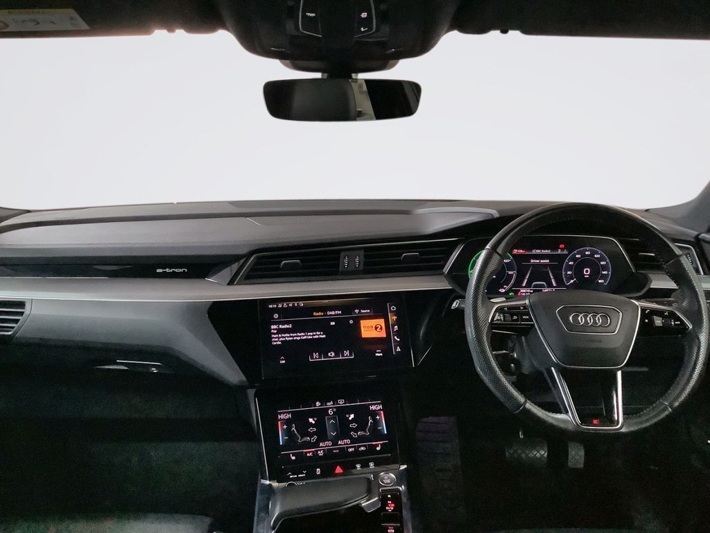 Used Audi e-tron 2020 for sale - 78082478: Photo 3