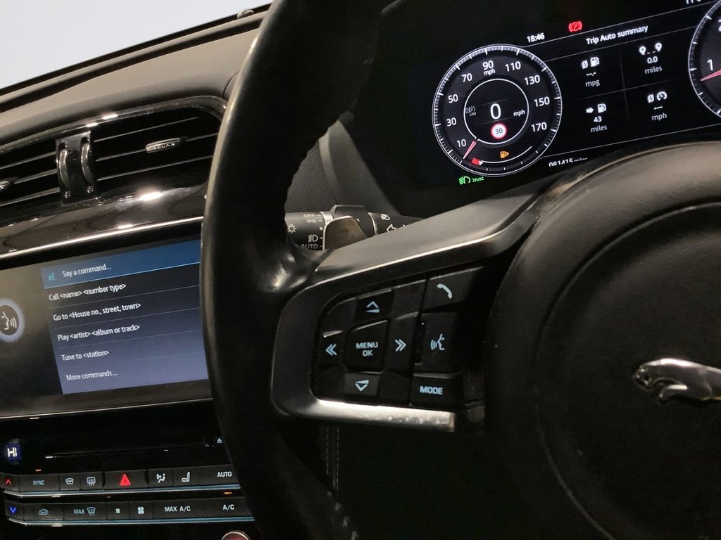 Used Jaguar F-Pace 2020 for sale - 77820613: Photo 15