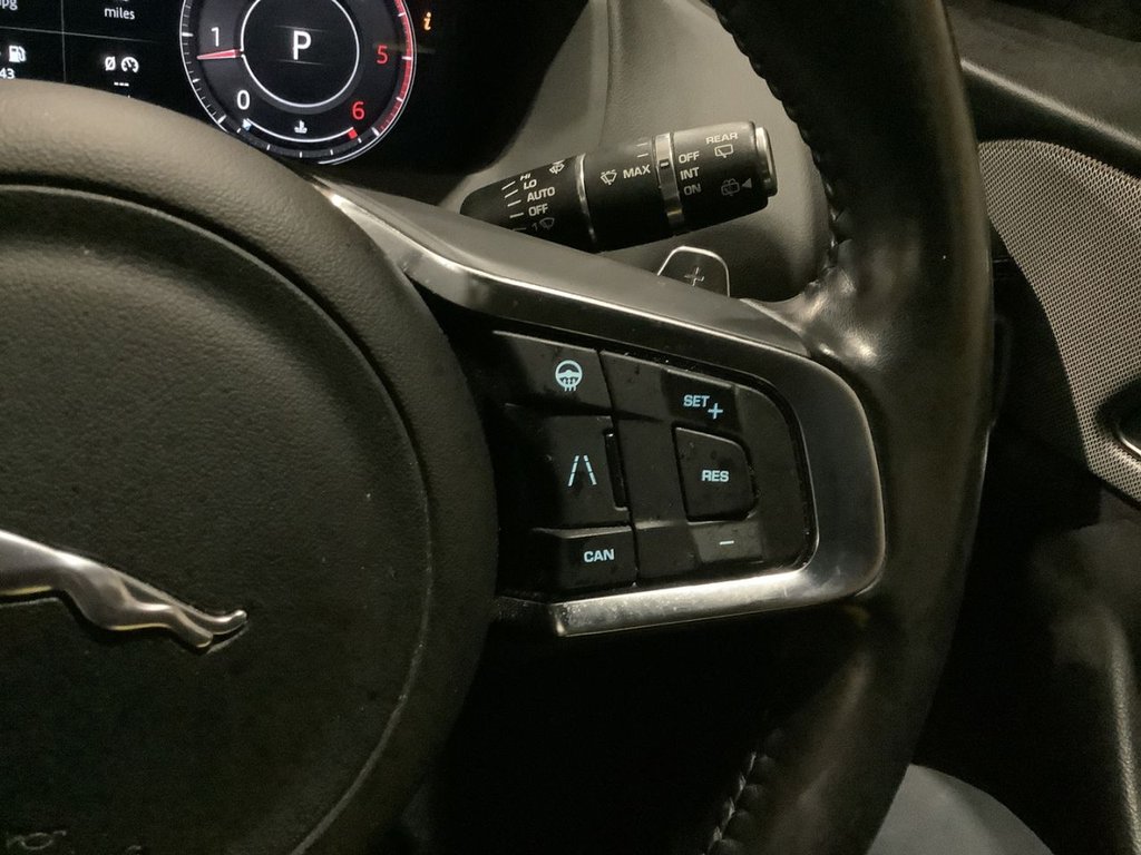 Used Jaguar F-Pace 2020 for sale - 77820613: Photo 17