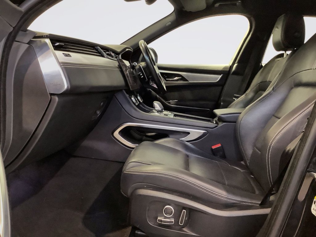 Used Jaguar F-Pace 2021 for sale - 77725757: Photo 12