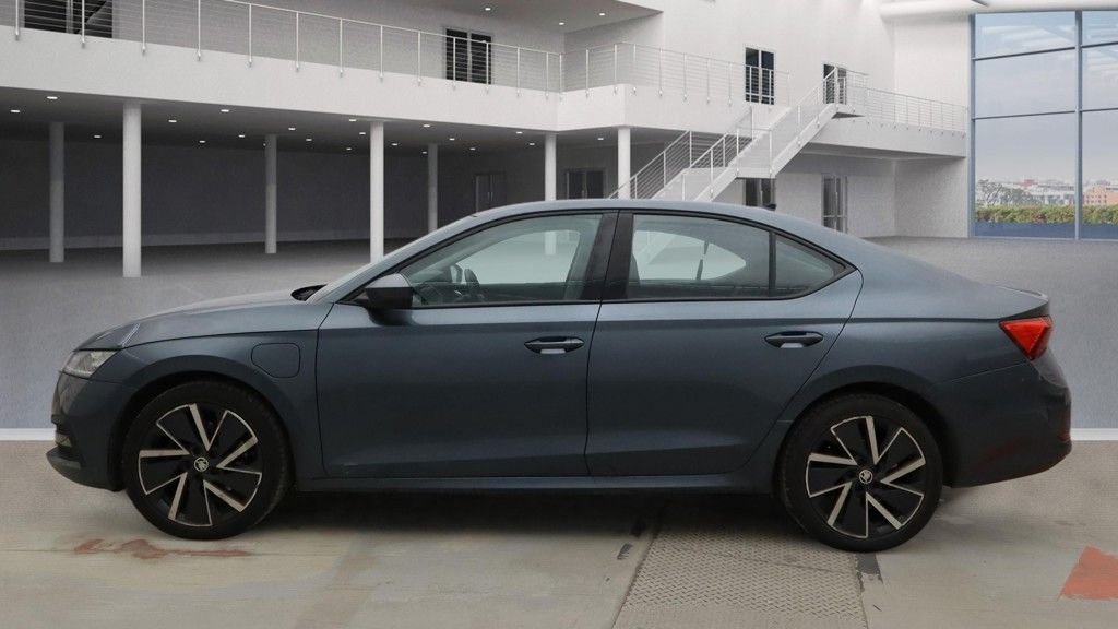 Used Skoda Octavia 2021 for sale - 77436935: Photo 12