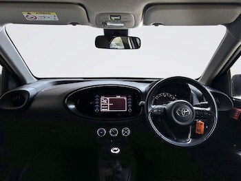 Used Toyota Aygo X 2022 for sale - 78658014: Photo