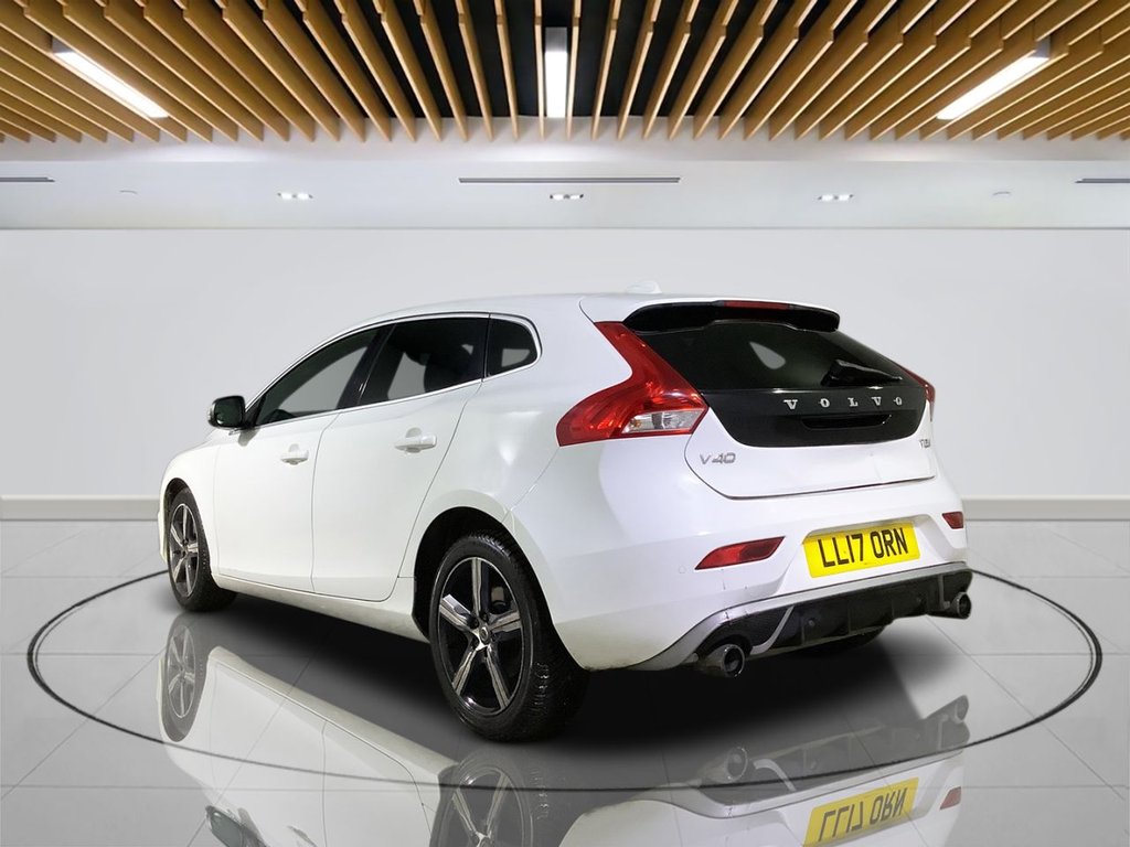 Used Volvo V40 2017 for sale - 76147606: Photo 6