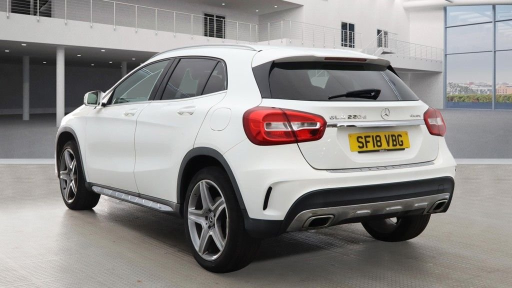 Used Mercedes-Benz GLA 2018 for sale - 76496790: Photo 3