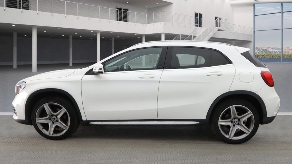 Used Mercedes-Benz GLA 2018 for sale - 76496790: Photo 6