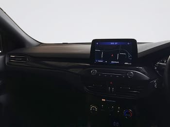 Used Mercedes-Benz C Class 2019 for sale - 79632137: Photo