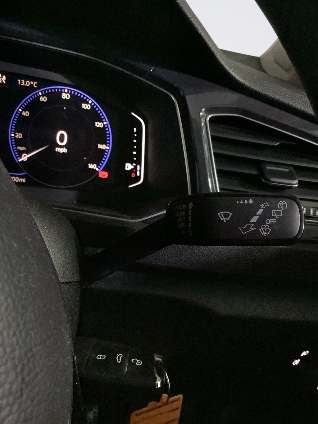 Used Volkswagen T-Roc 2019 for sale - 76739876: Photo 21