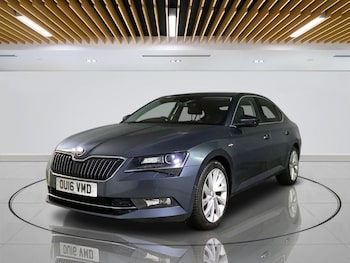 Used Skoda Superb 2016 for sale - 75831681: Photo