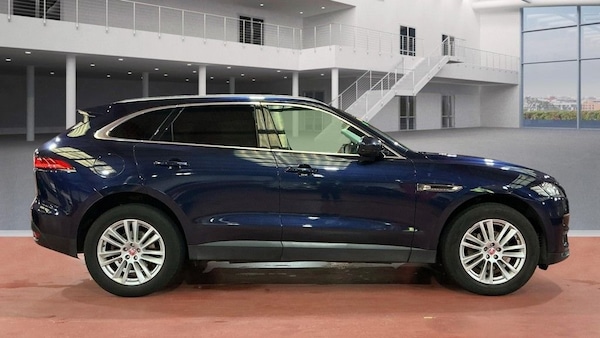Used Jaguar F-Pace 2018 for sale - 76228965: Photo 5