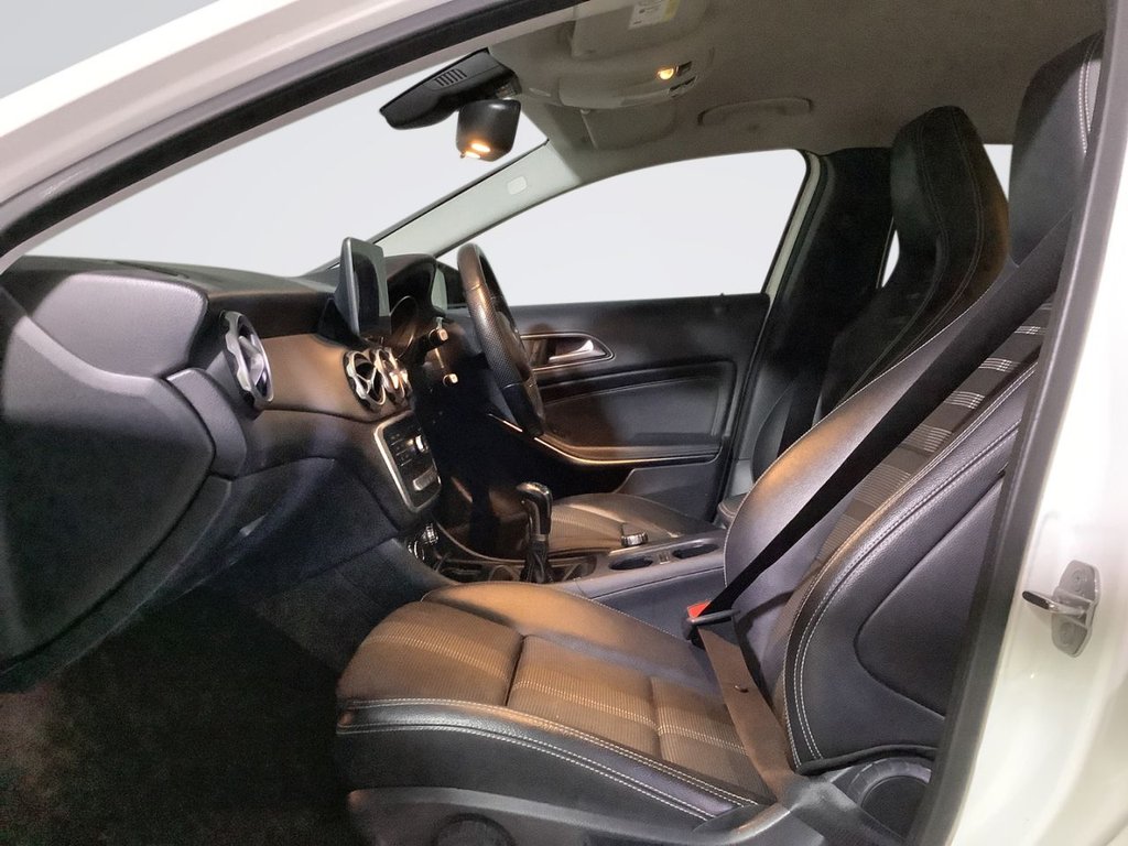 Used Mercedes-Benz GLA 2018 for sale - 76595975: Photo 12