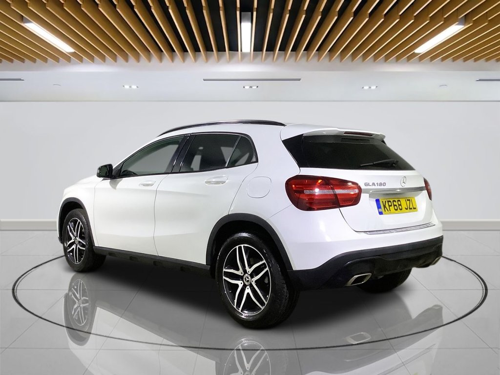 Used Mercedes-Benz GLA 2018 for sale - 76595975: Photo 6