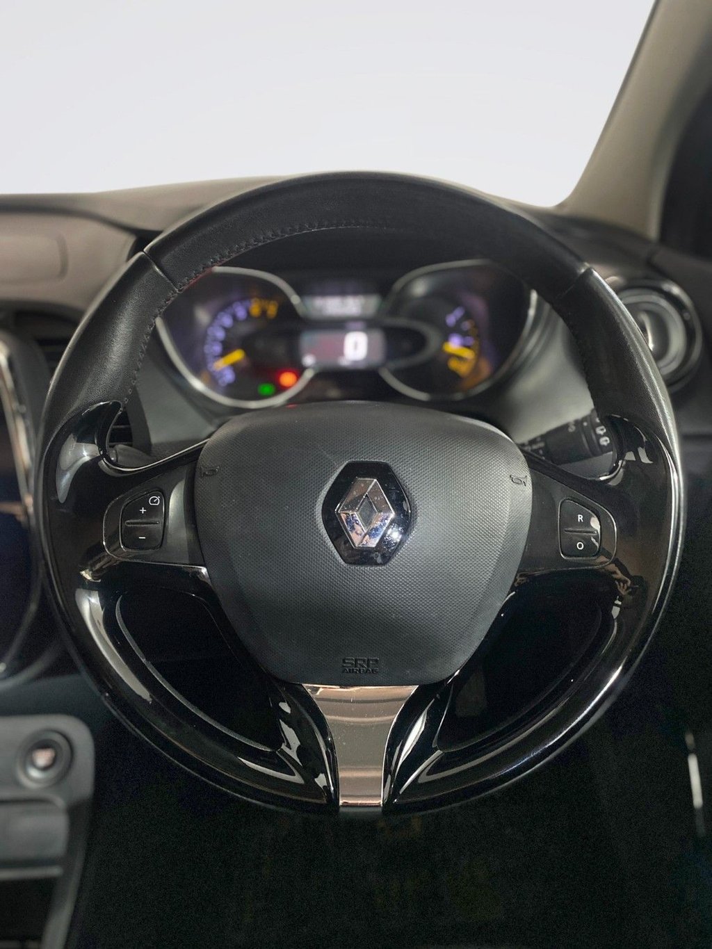 Used Renault Captur 2015 for sale - 77593907: Photo 13