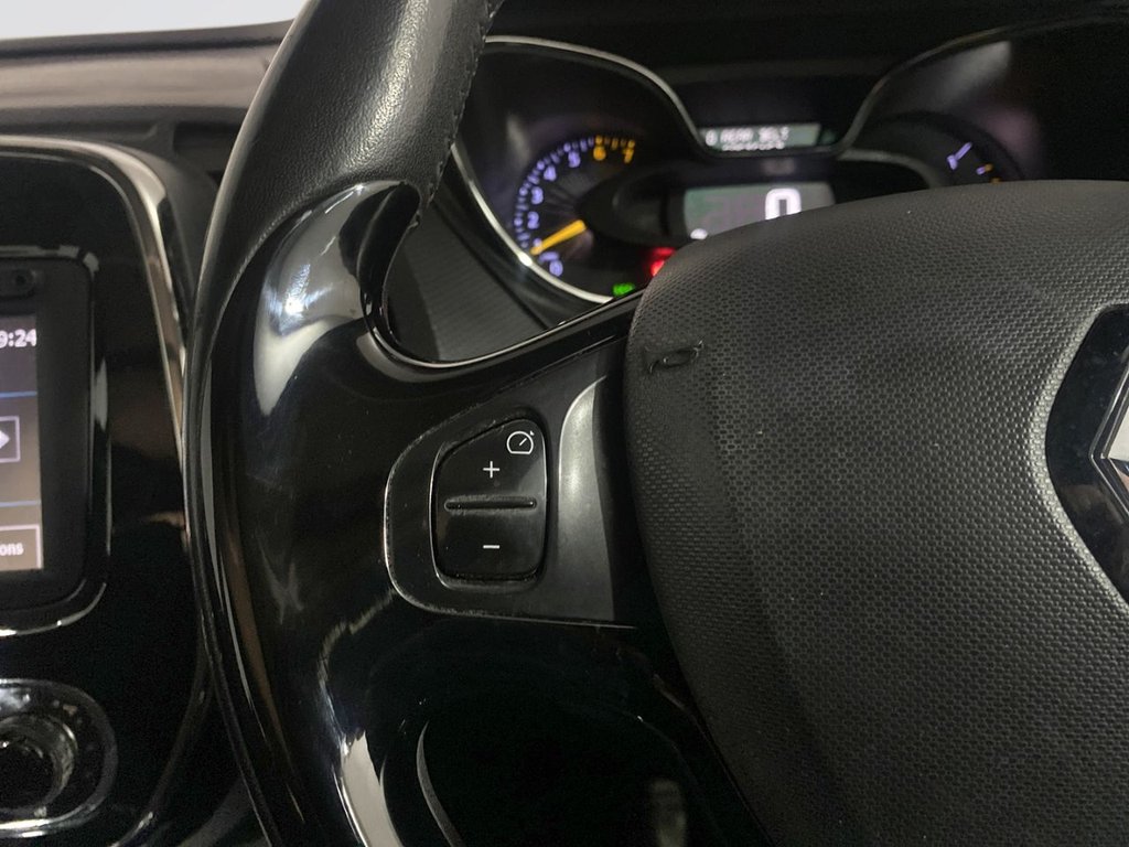 Used Renault Captur 2015 for sale - 77593907: Photo 14
