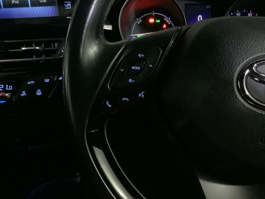 Used Toyota C-HR 2018 for sale - 76048201: Photo 17