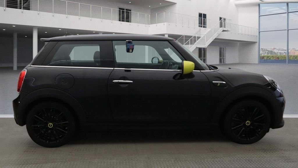 Used MINI Hatch 2023 for sale - 77408289: Photo 11