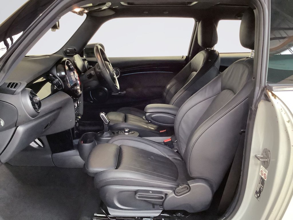 Used MINI Hatch 2021 for sale - 77748327: Photo 13