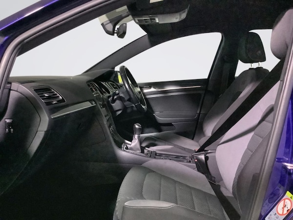 Used Volkswagen Golf 2017 for sale - 76303810: Photo 12