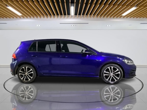 Used Volkswagen Golf 2017 for sale - 76303810: Photo 9