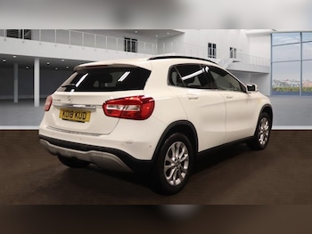Used Mercedes-Benz GLA 2018 for sale - 76496657: Photo