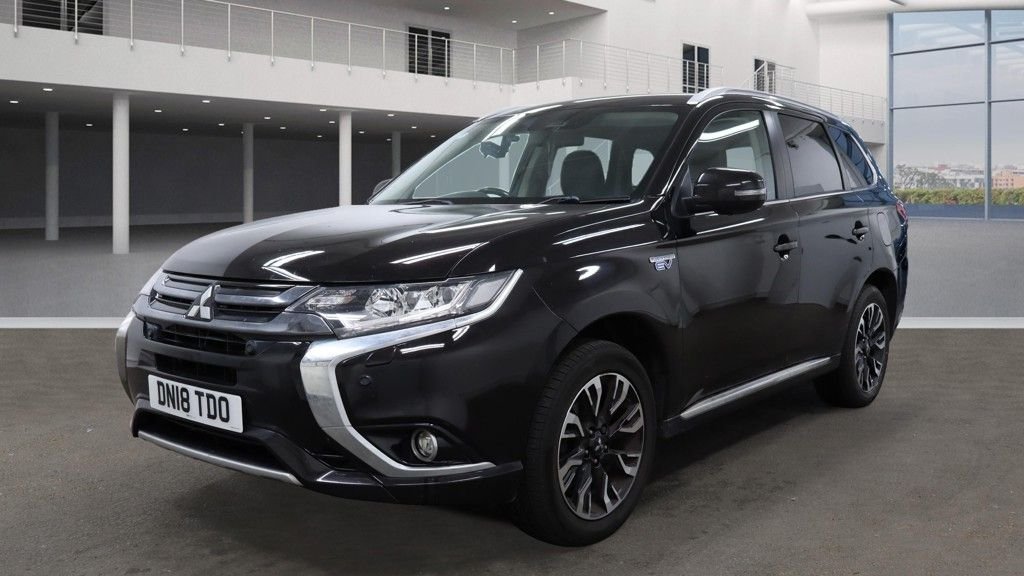 Used Mitsubishi Outlander 2018 for sale - 76509557: Photo 2