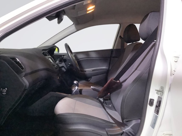 Used Hyundai i20 2019 for sale - 76229119: Photo 12