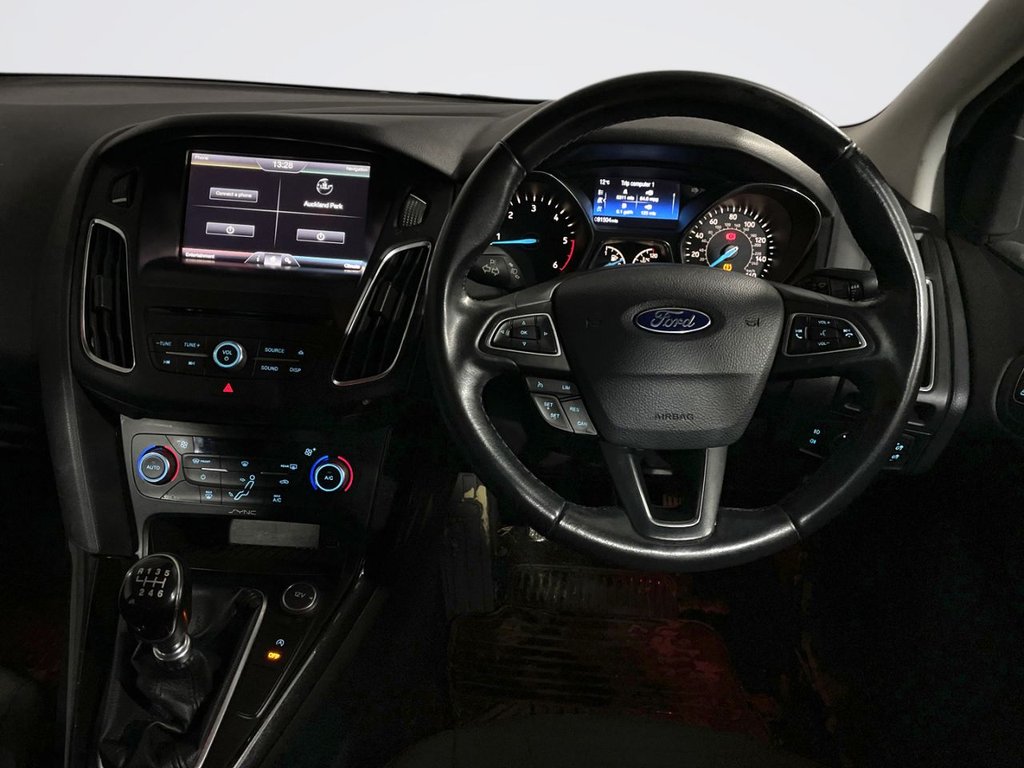 Used Ford Focus 2015 for sale - 76710909: Photo 13