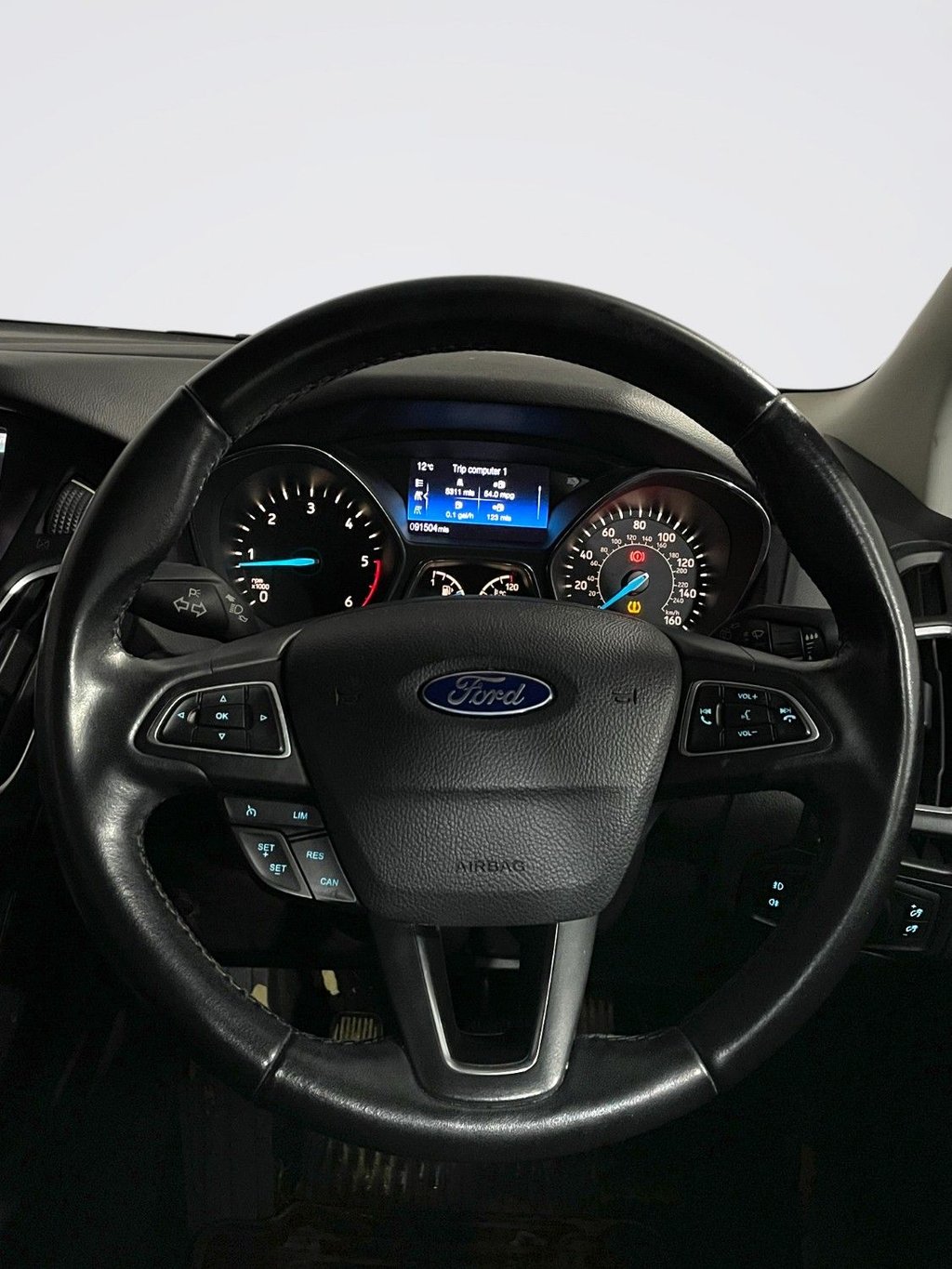 Used Ford Focus 2015 for sale - 76710909: Photo 14