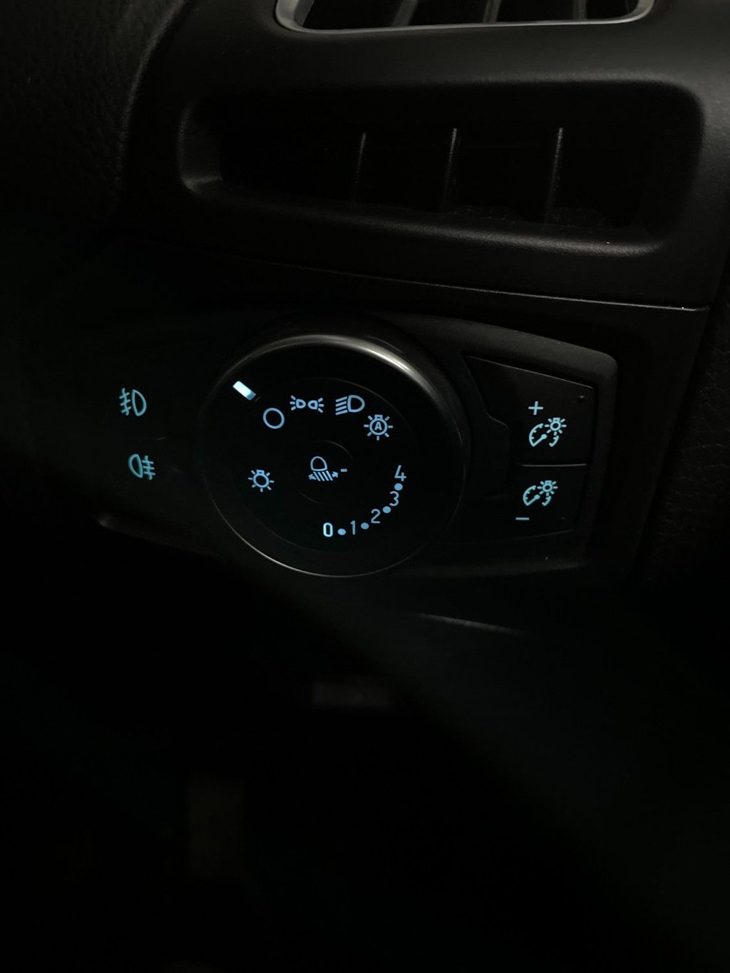 Used Ford Focus 2015 for sale - 76710909: Photo 27