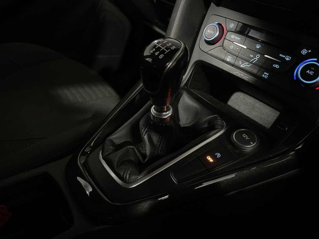 Used Ford Focus 2015 for sale - 76710909: Photo 29