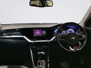 Used Kia Niro 2021 for sale - 78227448: Photo