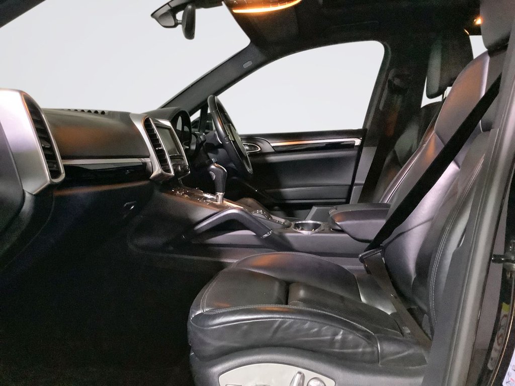 Used Porsche Cayenne 2014 for sale - 78117440: Photo 12