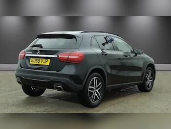 Used Mercedes-Benz GLA 2019 for sale - 78631595: Photo