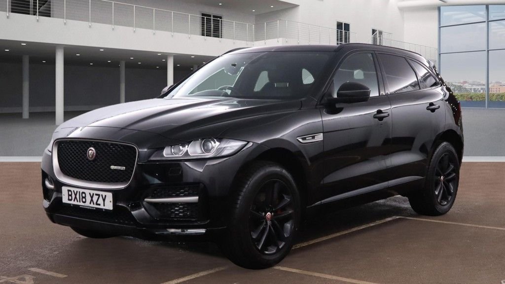 Used Jaguar F-Pace 2018 for sale - 76986291: Photo 4