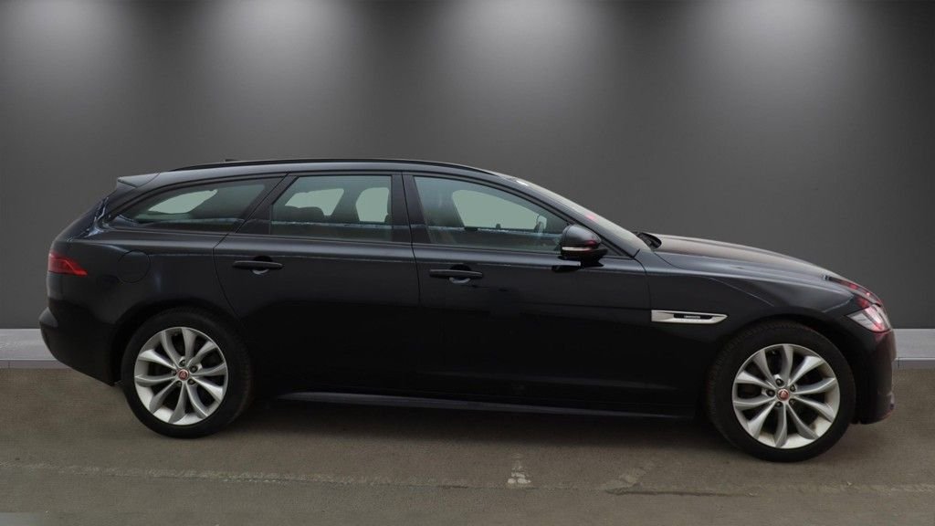 Used Jaguar XF 2019 for sale - 78134081: Photo 5