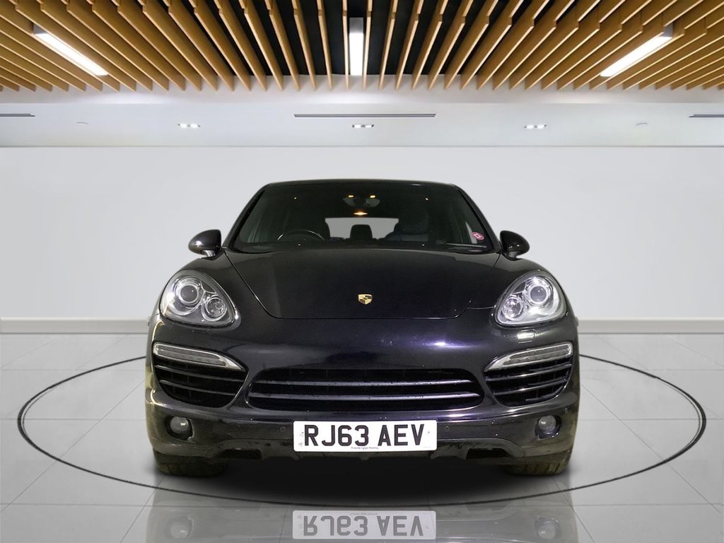 Used Porsche Cayenne 2014 for sale - 76654477: Photo 2