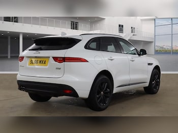 Used Jaguar F-Pace 2016 for sale - 75877279: Photo