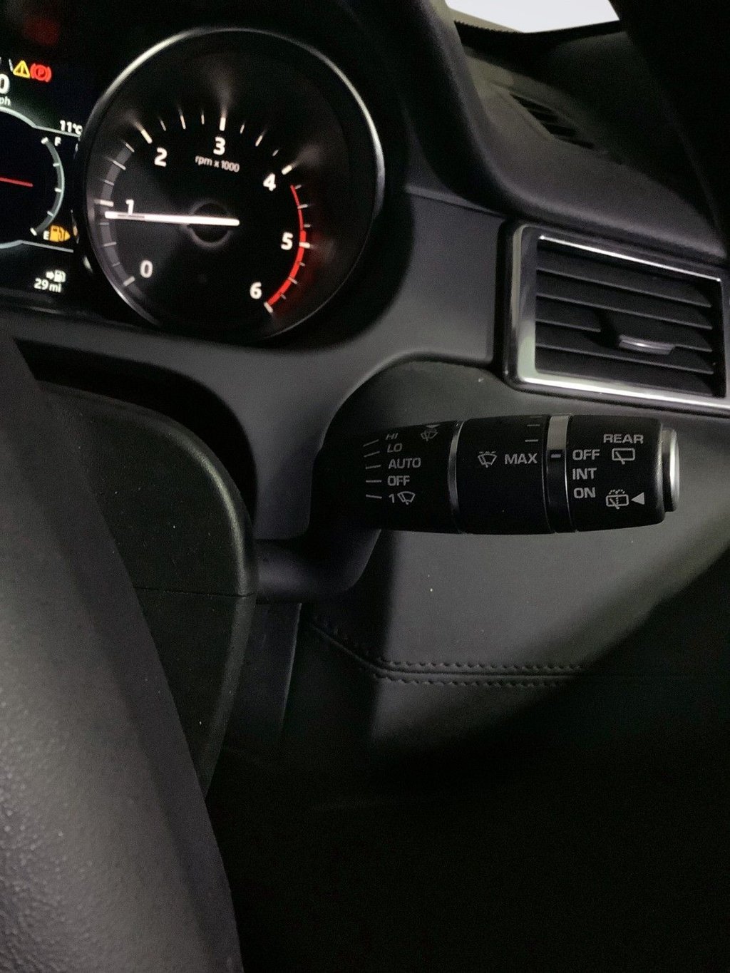 Used Land Rover Discovery Sport 2019 for sale - 76851067: Photo 23