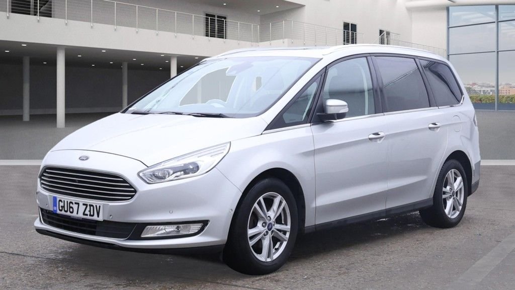 Used Ford Galaxy 2017 for sale - 76604437: Photo 2