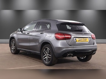 Used Mercedes-Benz GLA 2019 for sale - 78330337: Photo