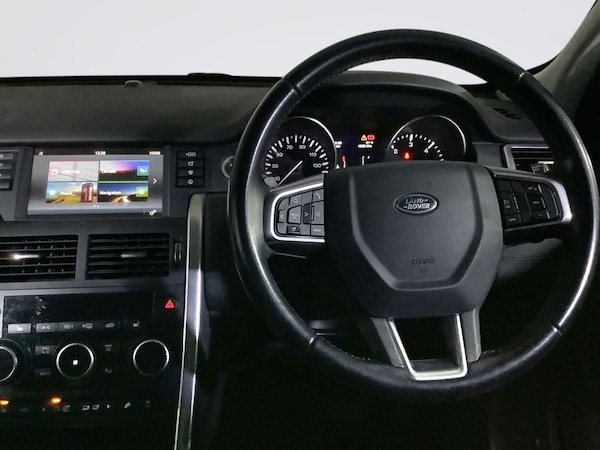 Used Land Rover Discovery Sport 2016 for sale - 76176174: Photo 15