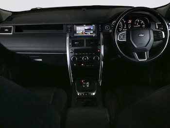 Used Land Rover Discovery Sport 2016 for sale - 76176174: Photo 3