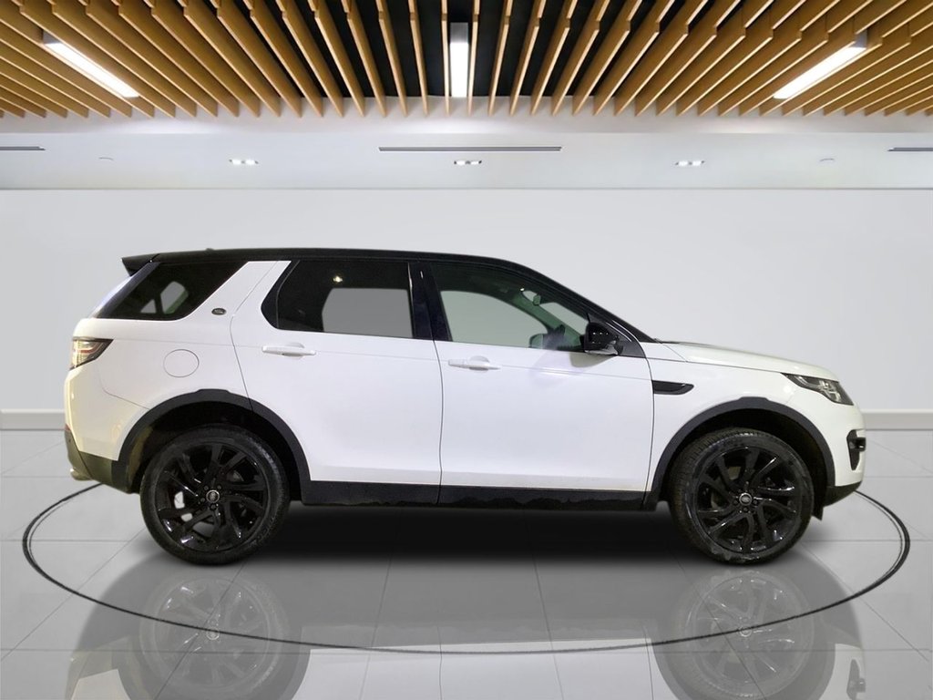 Used Land Rover Discovery Sport 2016 for sale - 76176174: Photo 9