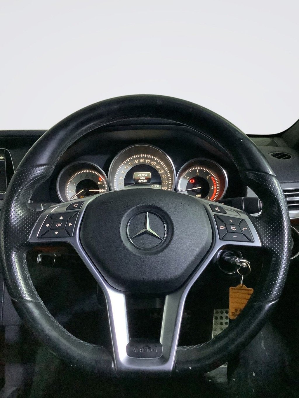 Used Mercedes-Benz E Class 2016 for sale - 76740160: Photo 16