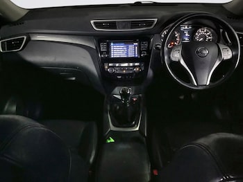 Used Nissan X-Trail 2017 for sale - 76439069: Photo