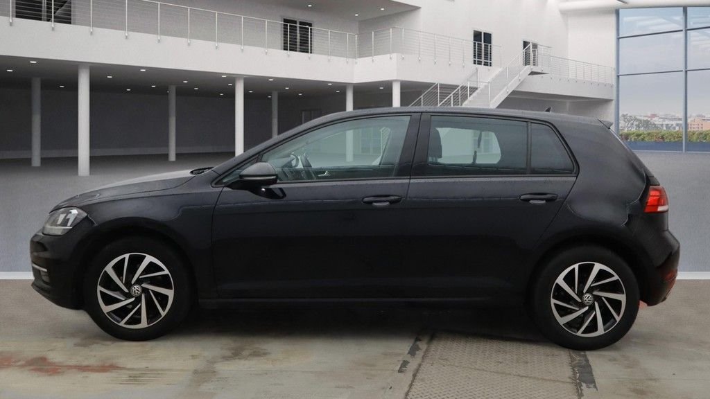 Used Volkswagen Golf 2019 for sale - 77571471: Photo 12